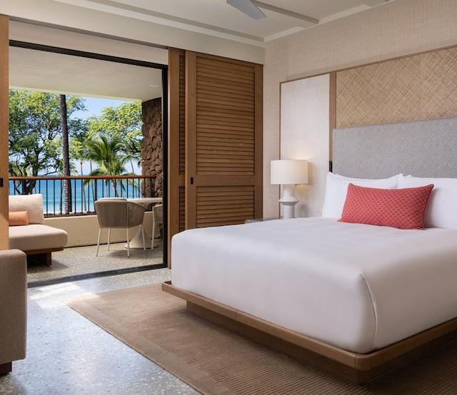 Beachfront Deluxe Suite