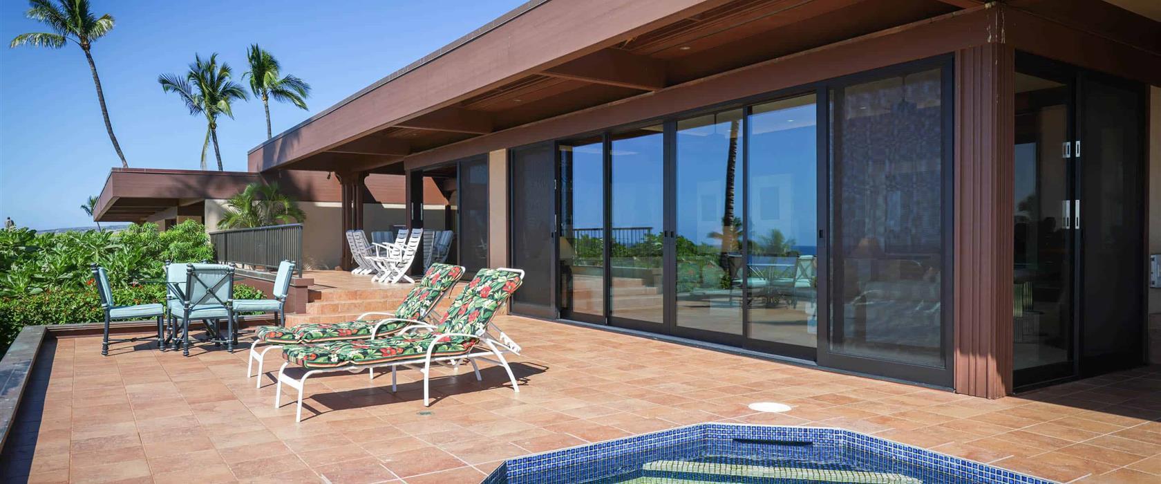 Furnished lanai with dipping pool