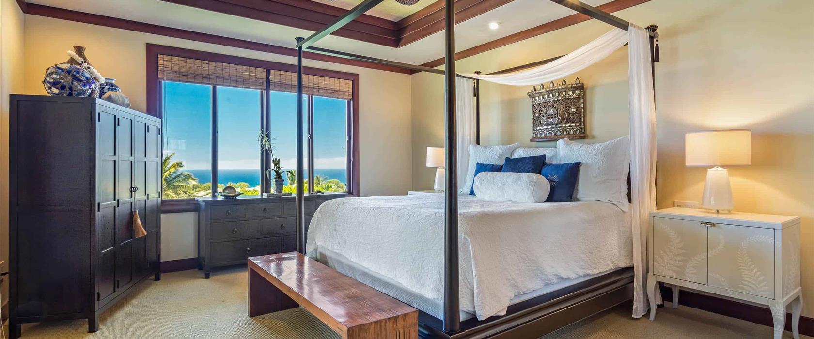 WaiUlaUla G201 Bedroom