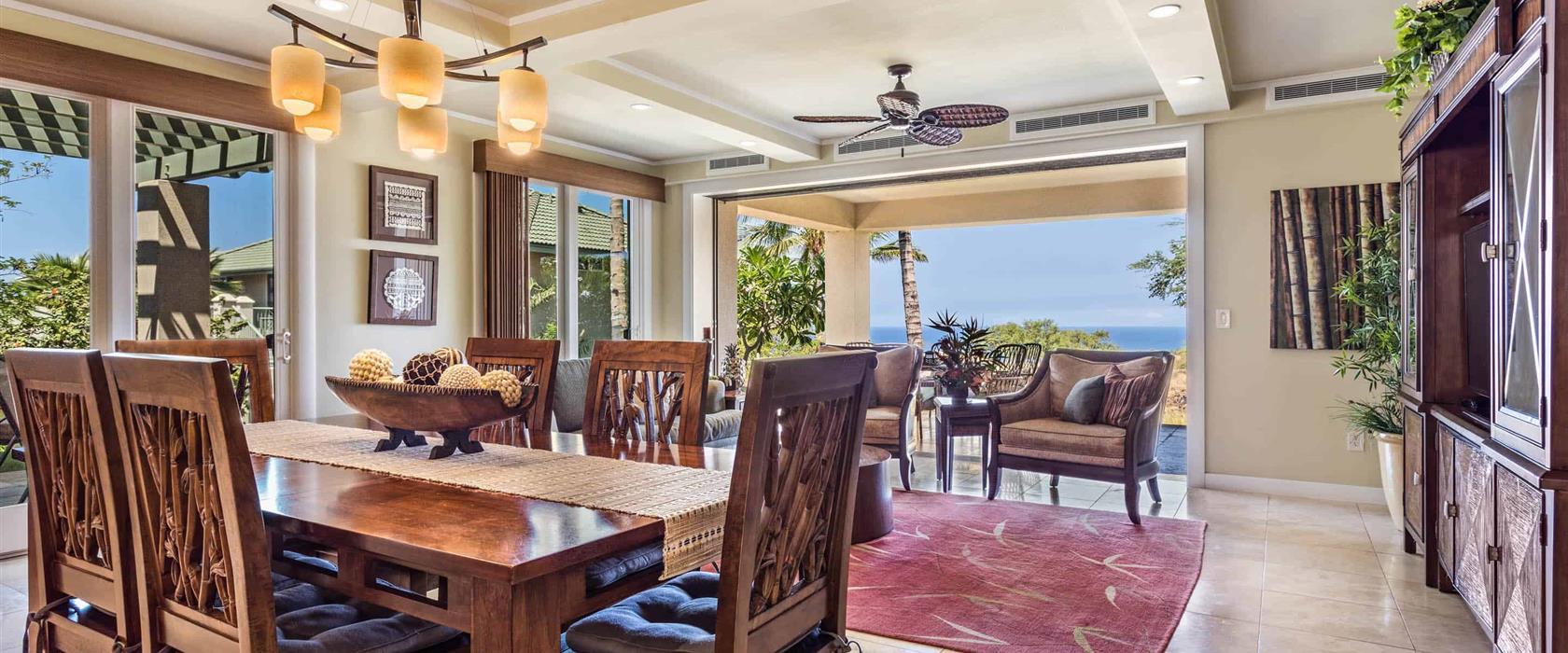 WaiUlaUla M101 Living Area