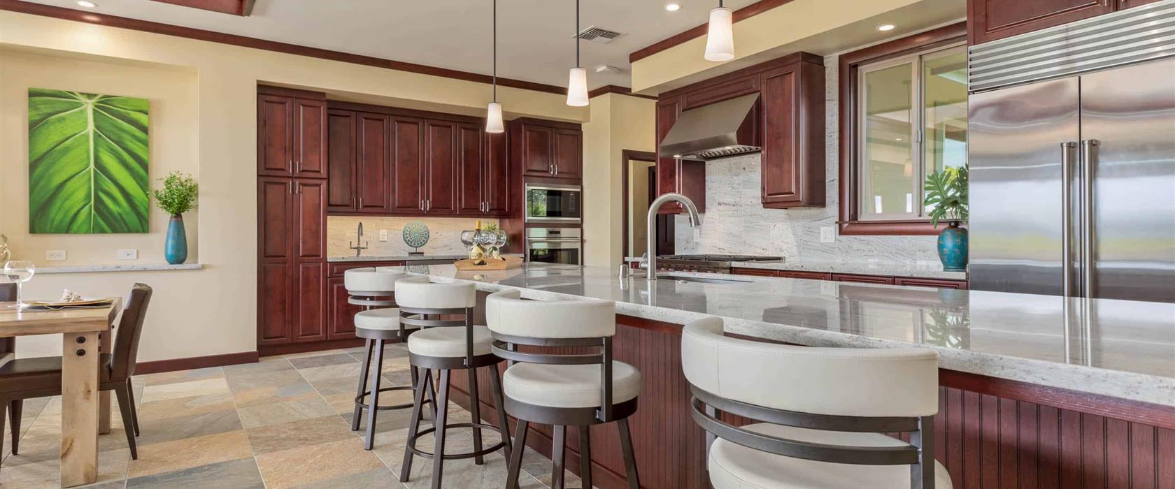 WaiUlaUla Villa 328 Kitchen