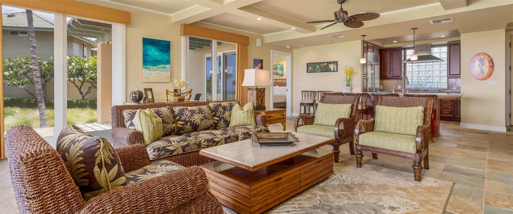 WaiUlaUla F102 Living Area